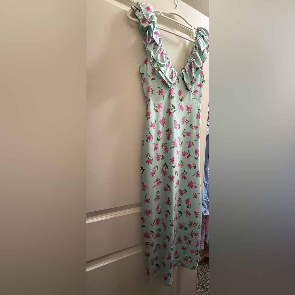 Floral Ruffle V-Neck Dress - Mint Green
